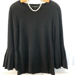 EUC Banana Republic black bell sleeve sweater